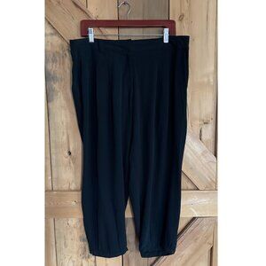 Eileen Fisher 100% Silk Black Pleated Taper Leg Cropped Pant SZ L